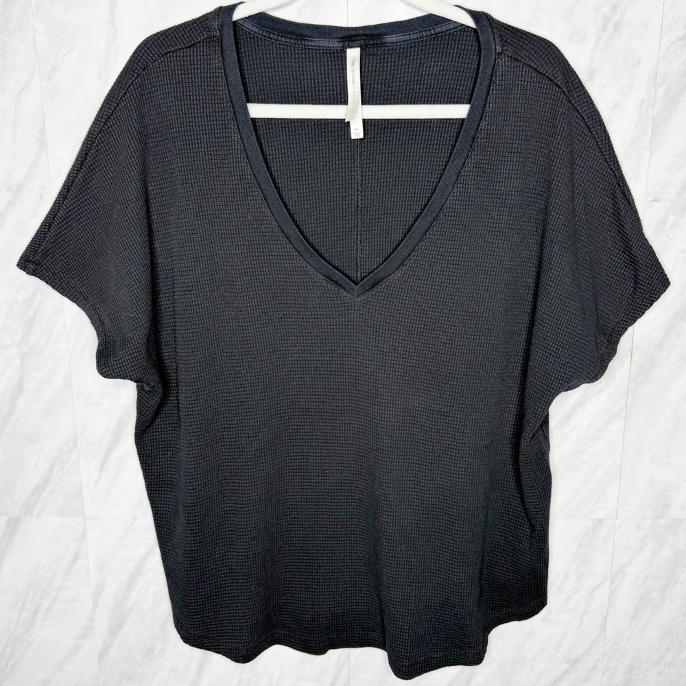 Babaton Black Boxy Relaxed Tee